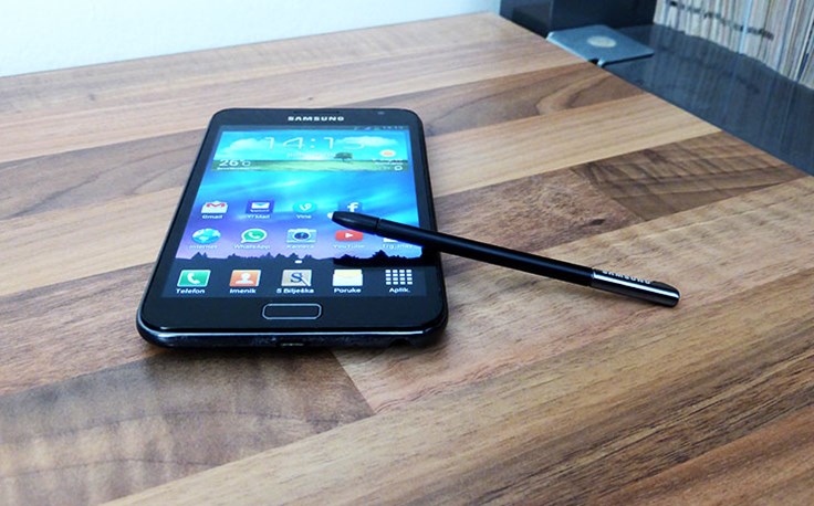 Samsung-Galaxy-Note-N7000-uživo-u-ruci-(4).jpg